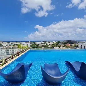 Modernos Estudios A Pasos De La 5ta Av Pool View - By Yeah Mexico